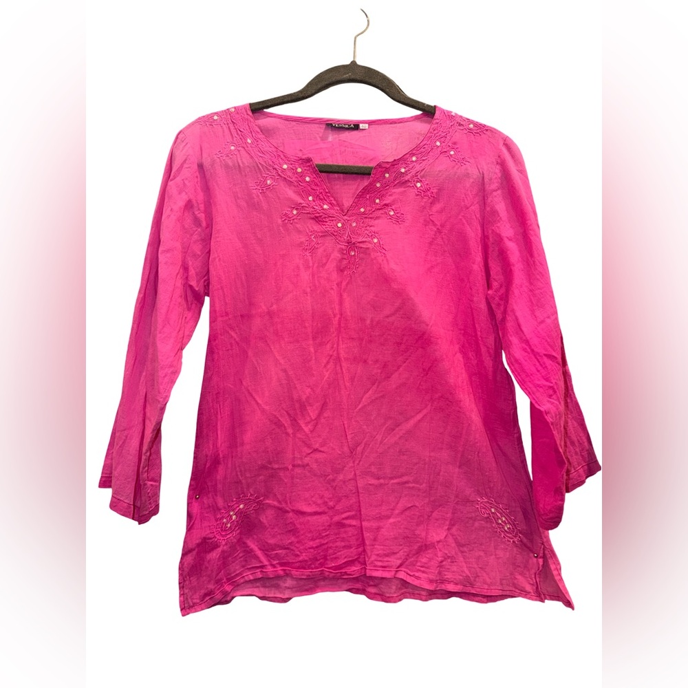 Yessica Hot Pink Embroidered Tunic 💯 % Cotton with embroidery w/sparkly accents